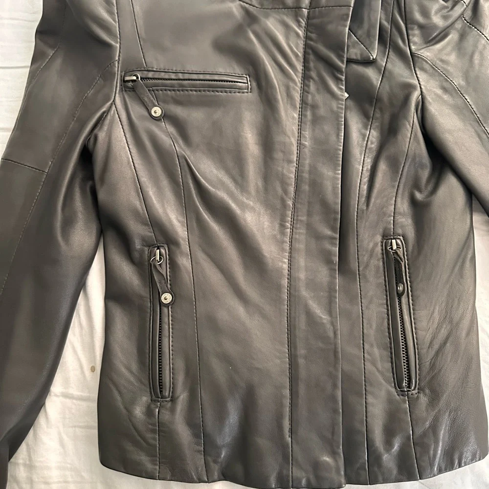 Guess black leather jacket. XS - Picture 5 of 12